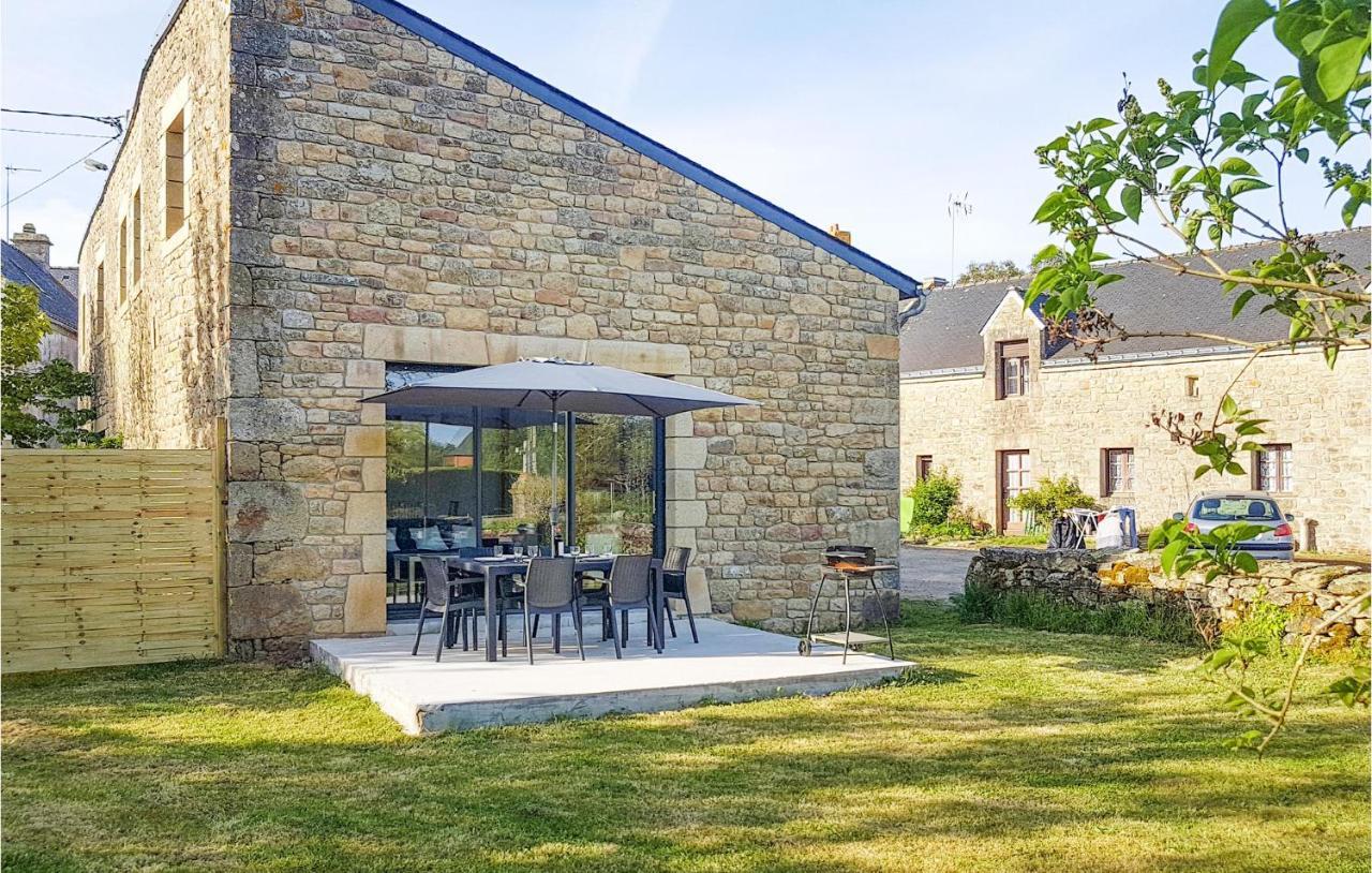 Beautiful Home In Erdeven With Kitchenette Eksteriør billede
