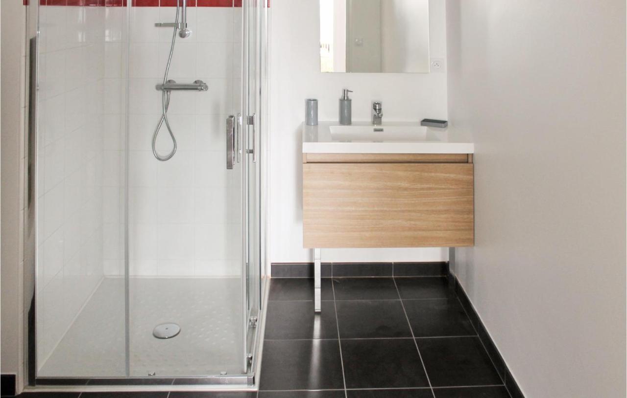 Beautiful Home In Erdeven With Kitchenette Eksteriør billede