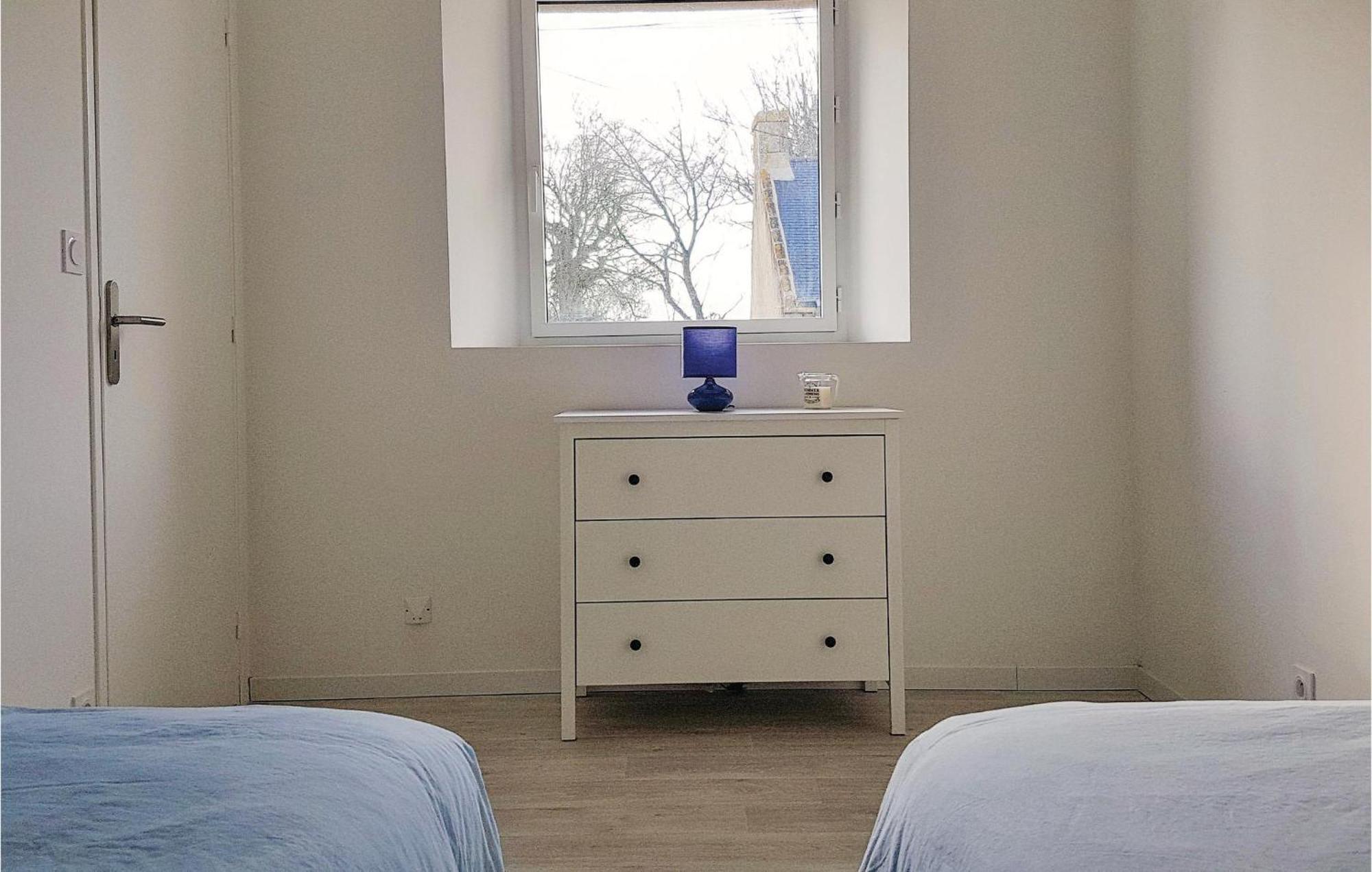 Beautiful Home In Erdeven With Kitchenette Eksteriør billede
